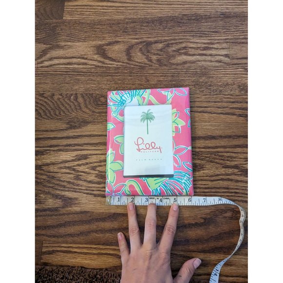 New Lilly Pulitzer Pink and Green Tabletop Fabric 6x4 Frame - Picture 4 of 6